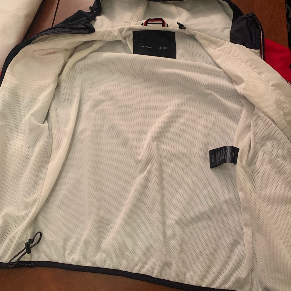 Tommy Hilfiger Hoodie Windbreaker Size Small. - Picture 9 of 9